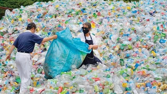 أوّل طريقة في العالم لتحويل البلاستيك إلى وقود 