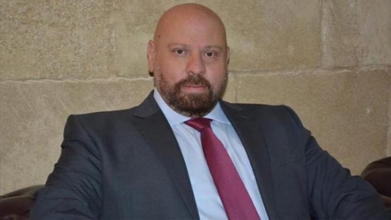 نهرا طلب من أبناء المنية عدم حرق النفايات