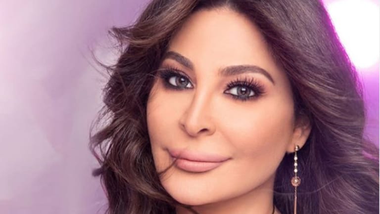 إليسا تردّ على مدير المهرجان: "أنا الملكة"