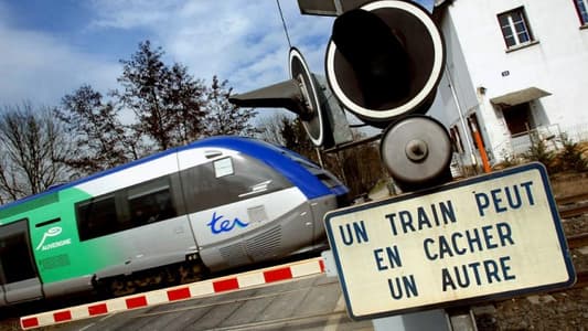 3 children among 4 killed after train smashes into their car in France