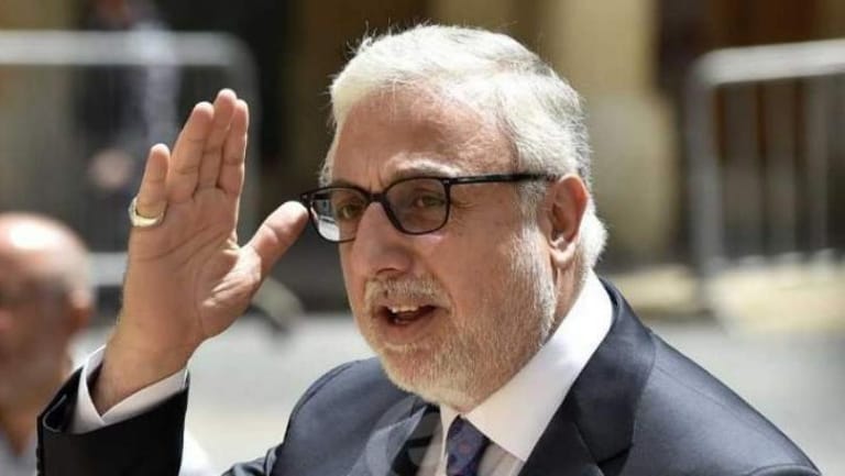 الصمد: أحسم موقفي في الجلسة