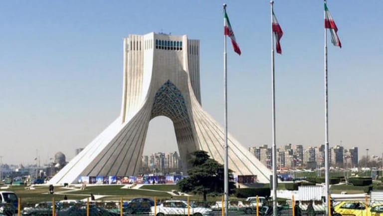 معركة عام ونصف مع إيران