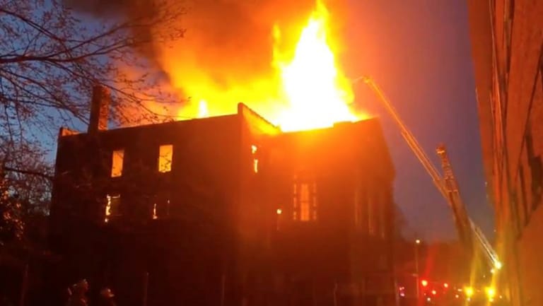 قتلى في حريق في اليابان 