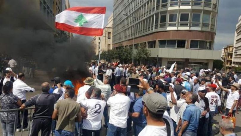 MTV correspondent: Four cases of fainting were reported among the retired military officers due to stampede