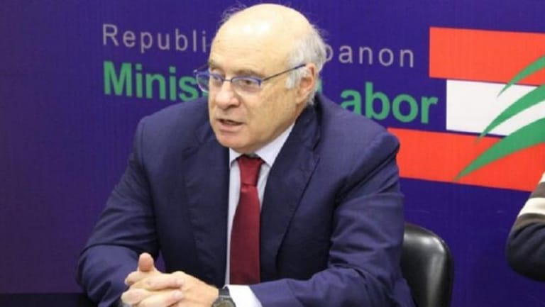 كوتا جديدة: أجنبي واحد مقابل 3 لبنانيين!