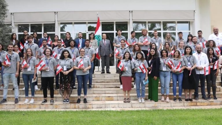 Aoun meets student delegation of Political Tourism Program