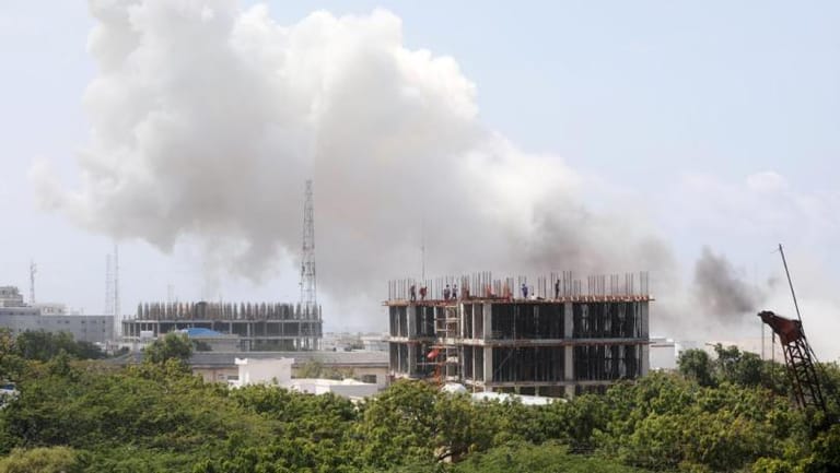At least 17 killed in bomb attack in Somalia capital