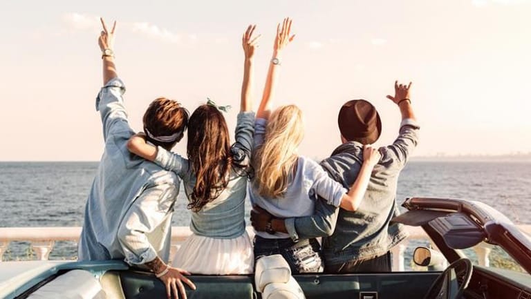 This Is How Your Friendships Differ in Your 20s and 30s