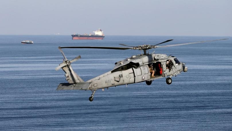 Ships urged to alert navies before sailing through Strait of Hormuz