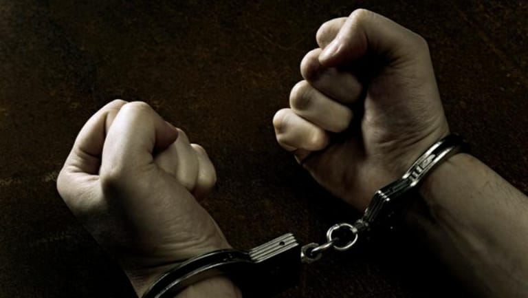 توقيف سوري حاول سرقة منزل