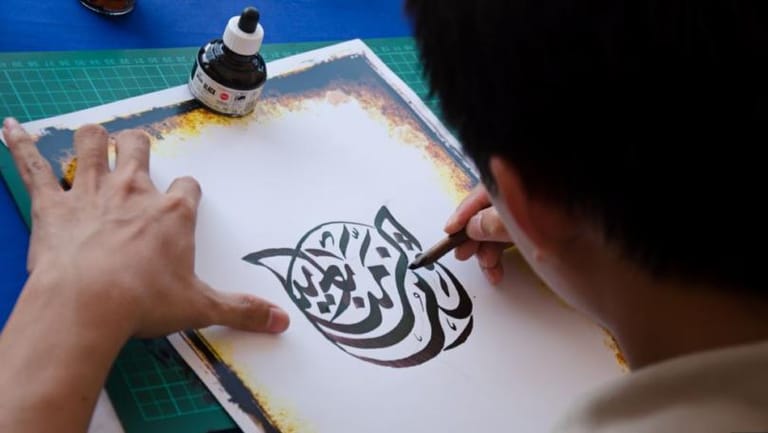 الأميركيون والأوروبيون يتتلمذون "ع اللبناني"... التفاصيل في النشرة المسائية