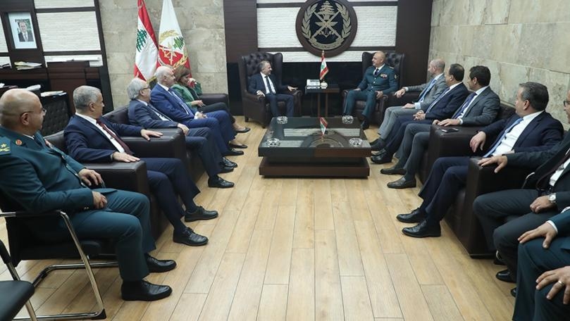 'Strong Lebanon' bloc visits Army chief marking Army Day