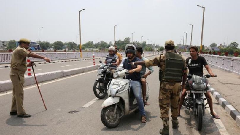 India scraps special status for Kashmir amid crackdown