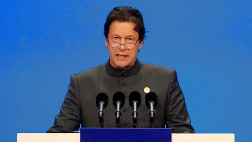 Pakistan expels Indian envoy, suspends trade with India