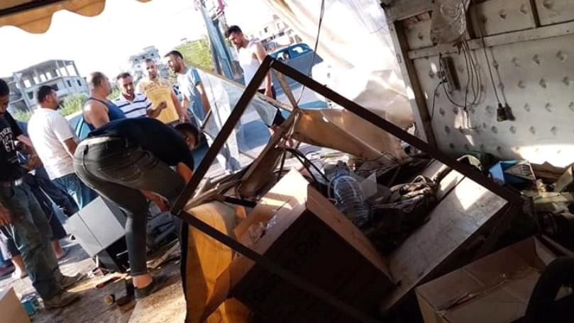 إصابة شخصين في مقهى في بلدة العبدة