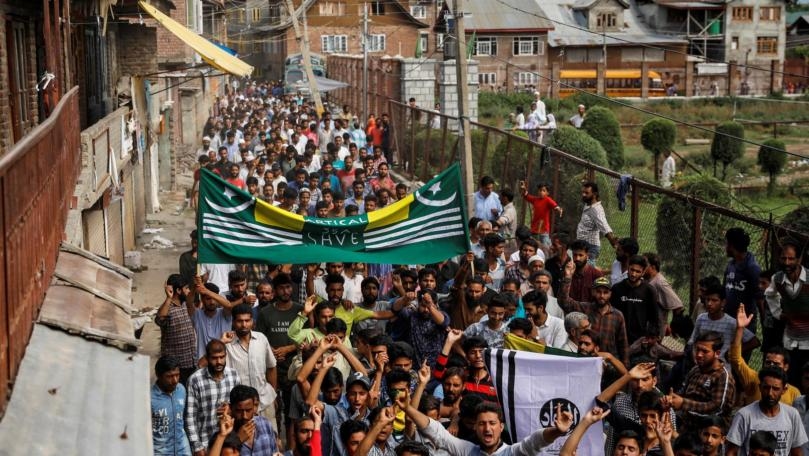 Hundreds chant anti-India slogans in seething Kashmir on eve of Eid