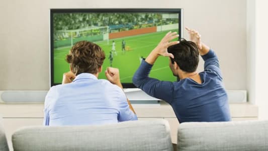 لمشاهدة كرة القدم آثار إيجابية على الصحة: خفض ضغط الدم وتحسين المزاج