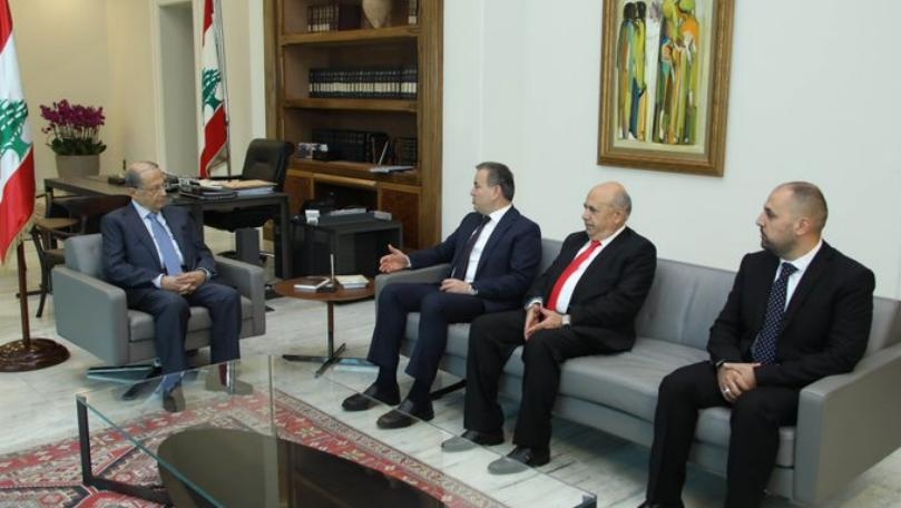 الرئيس عون استقبل النائبين اسعد درغام ومصطفى حسين وأجرى معهما جولة أفق تناولت الأوضاع العامة في البلاد وحاجات منطقة عكار الإنمائية وحصتها من برنامج "سيدر"