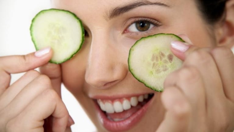 10 Home Remedies You Can Use Right Now to Lighten Your Skin Naturally