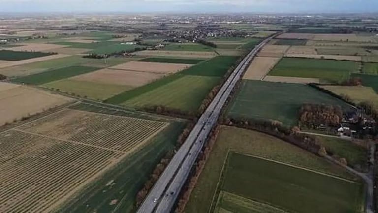 8-Year-Old Caught Doing 140kph in Parent's Stolen Car