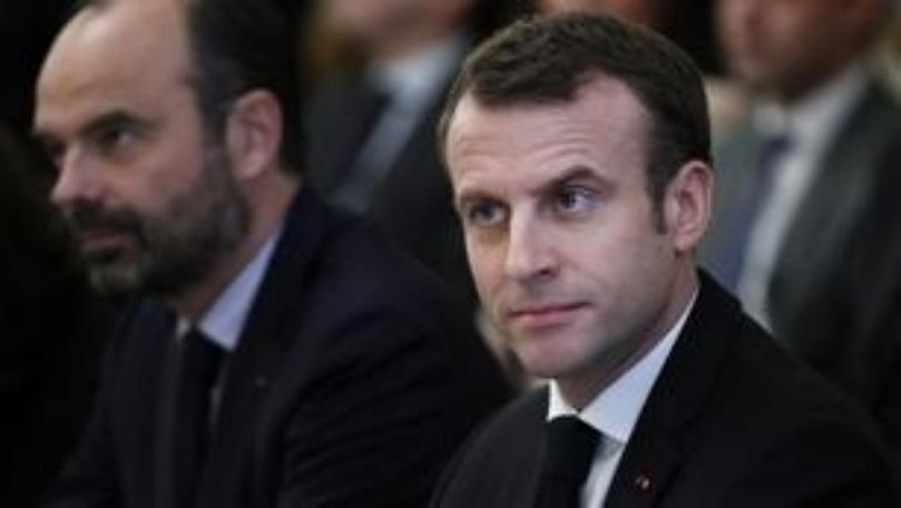 Macron hosts Iranian Foreign Minister Javad Zarif for talks on nuclear deal