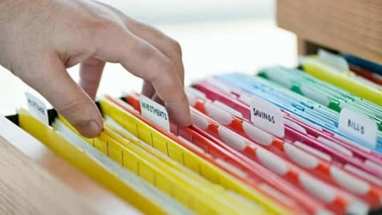 بالأسماء: اللبنانيّون الذين وُضعوا على لائحة العقوبات ونشاطهم