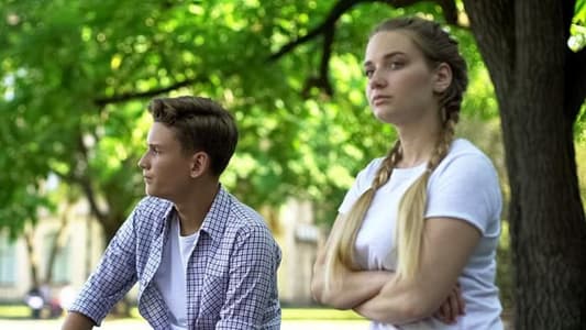 Teens Who Don't Date Are Less Depressed and Have Better Social Skills