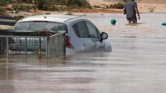 إجلاء مئات الأشخاص في جنوب شرق إسبانيا جراء الفيضانات