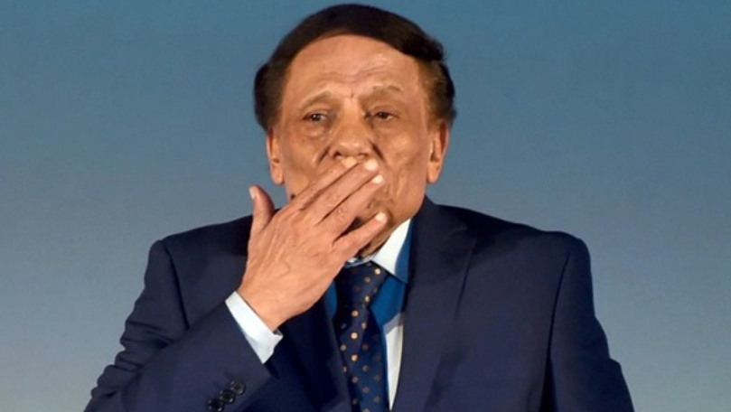 عادل إمام يعلن انضمامه لرمضان 2020 في مسلسل "فالنتينو"