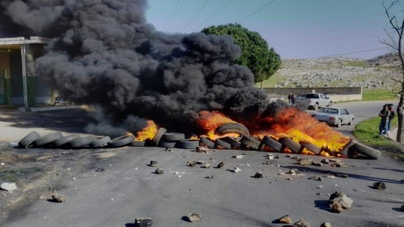 Photos: Protests and roadblocks in Bekaa