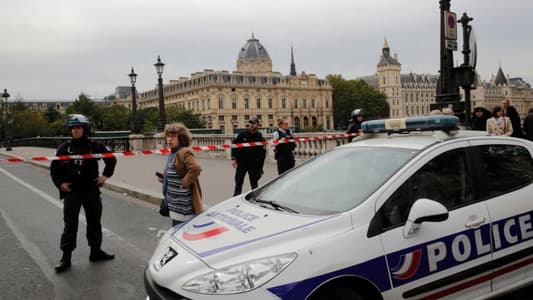 One victim of Paris police attack has died: police union