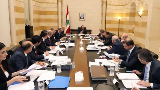 Hariri meets with Kubis, chairs reforms committee