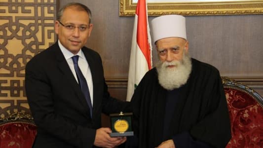 Egyptian ambassador pays farewell visit to Sheikh Akl