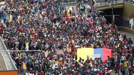 Ecuadorean protesters raise heat on defiant Moreno, police crack down