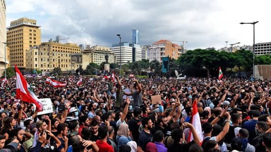 تجارة رائجة في لبنان في عزّ التظاهرات