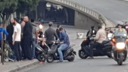 Hezbollah supporters moved from Riad el-Solh Square to the Ring Bridge