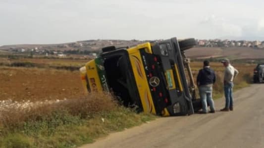 جريح بتدهور شاحنة على طريق القليعة - الخيام