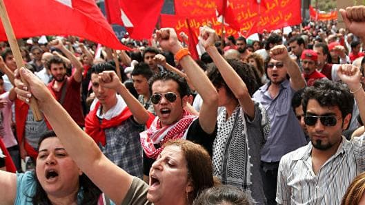 متظاهرون نظموا مسيرة سيارة جابت قرى حاصبيا والعرقوب