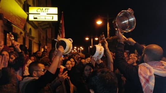 Citizens hold march in Baalbek, making noise with pots and pans