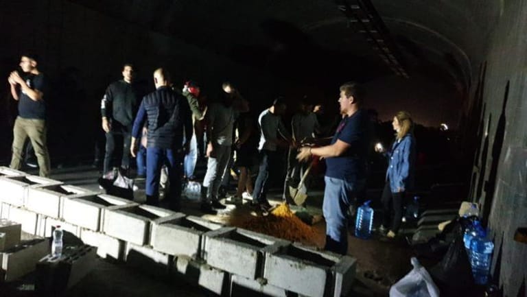 Photo: Protesters build wall inside Nahr El-Kalb tunnel