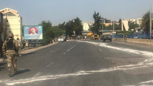 Army reopens Jbeil highway, removes tents