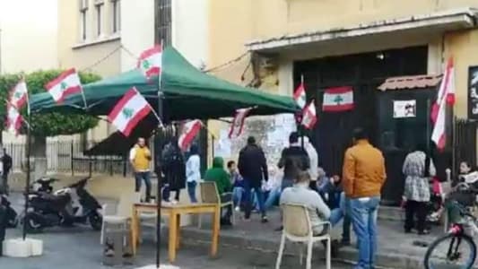 Protesters set up tents outside MOF in Tripoli