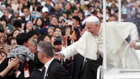 Pope urges abolition of nuclear weapons at Nagasaki ground zero