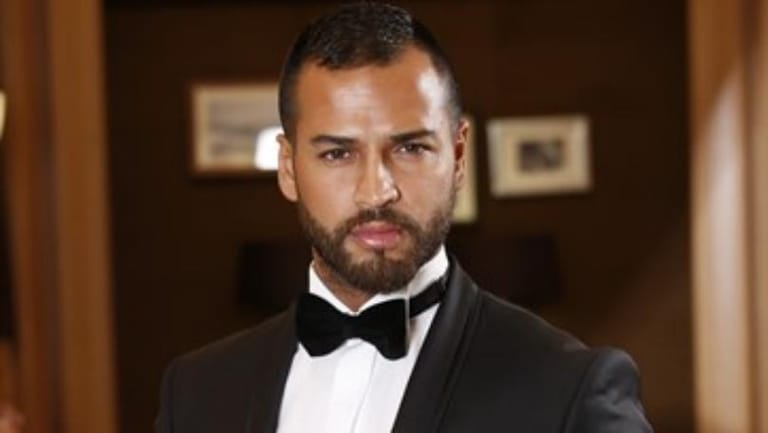 MTV correspondent: A clash erupted between actor Wissam Hanna and some demonstrators due to certain party-related cheers