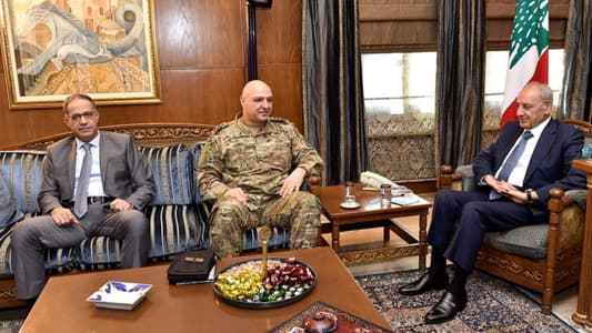 Berri meets Army Commander, delegation of Muslim Scholars Gathering