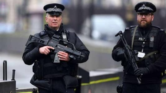 الشرطة البريطانية تعلن أنها أصابت رجلاً بإطلاق النار عليه في حادثة جسر لندن