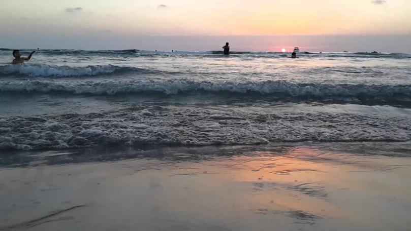 ظاهرة "تنين البحر" تفاجئ المواطنين مقابل شاطئ الهري