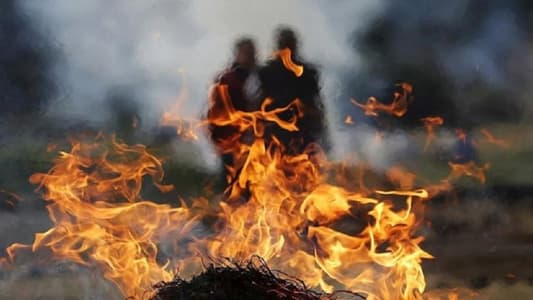 رجل هندي يحرق سيدة اتهمته بالاغتصاب 
