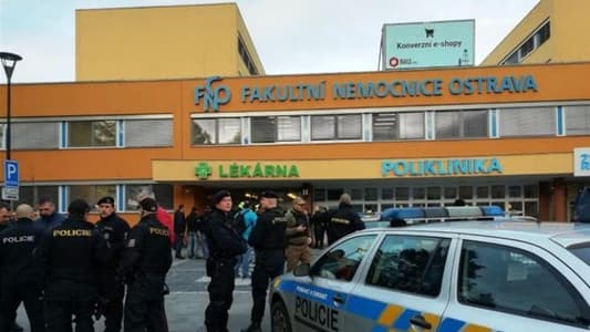 Gunman kills six in Czech hospital before shooting himself