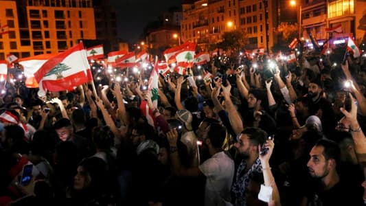 مراسلة mtv من ساحة الشهداء: المتظاهرون تجمّعوا أمام مداخل ساحة النجمة 